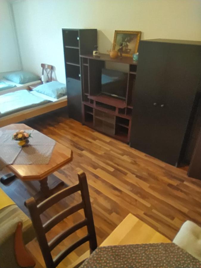 Turisticky Apartman ,Pro 3-4Os Appartement Frenštát pod Radhoštěm Buitenkant foto